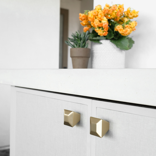 Hapny Home D07-SB Diamond Satin Brass Cabinet Knob