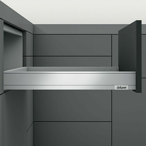 Blum 06311982 22