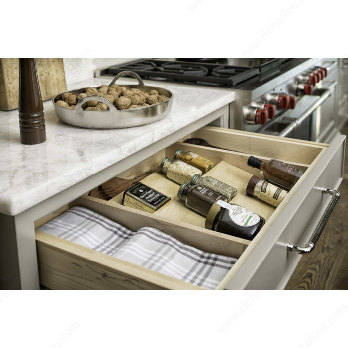 Spice drawer under online cooktop