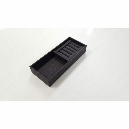 Richelieu 74102060 Leather Jewelry Organizer Tray