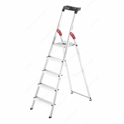 Richelieu 816005 StandardLine Folding Step Stool