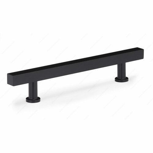 Richelieu BP8864128900 Modern Metal Pull 8864