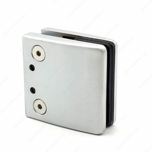 Richelieu GMGC398SC Adjustable Square Glass Clamp for Flat Surface Mounting